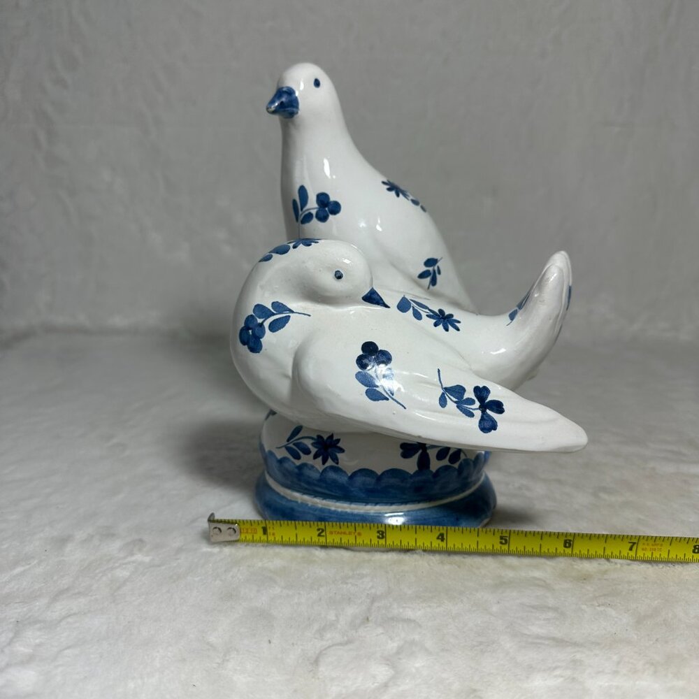 Vintage Signed AB Italy 2 Blue White Love Doves Figurine on base 1970's - Picture 7 of 7